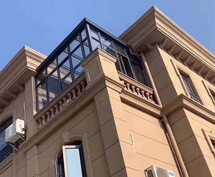 陽(yáng)臺(tái)封窗